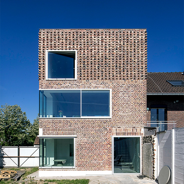 RESTORING RESIDENTIAL -W INNER